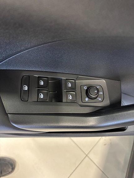 Volkswagen T-Cross 10 of 21