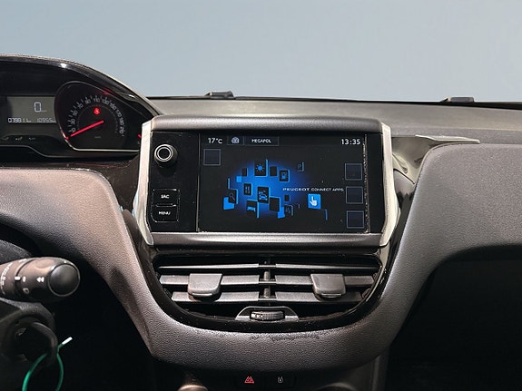 Peugeot 208 15 of 20