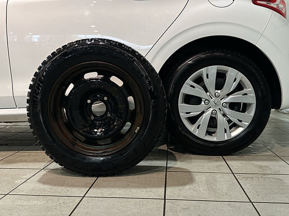 Peugeot 208 18 of 20