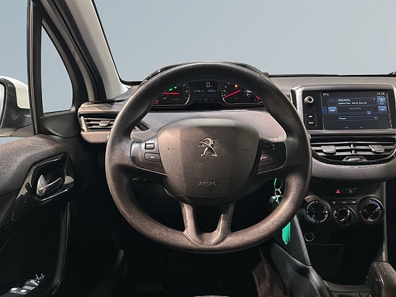 Peugeot 208 9 of 20
