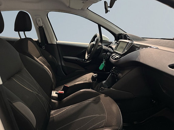 Peugeot 208 10 of 20