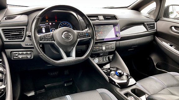 Nissan Leaf 4 of 9