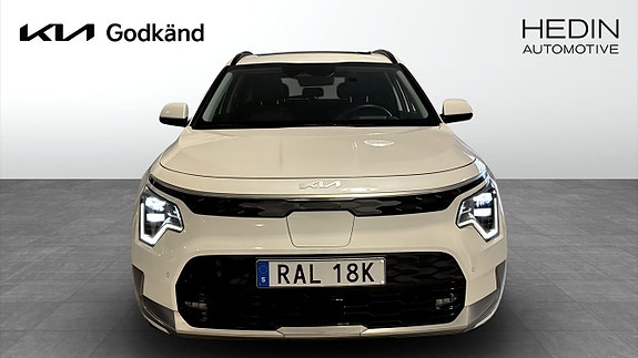 Kia e-Niro 8 of 13