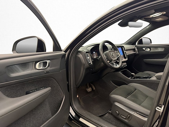 Volvo C40 9 of 30