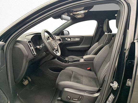 Volvo C40 10 of 30