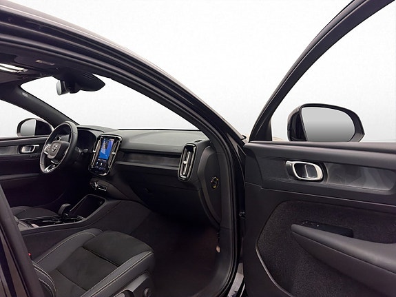 Volvo C40 14 of 30