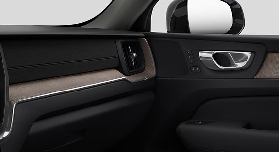 Volvo XC60 15 of 20
