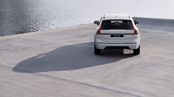 Volvo XC60 11 of 20