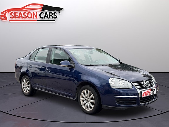 Volkswagen Jetta 7 of 13