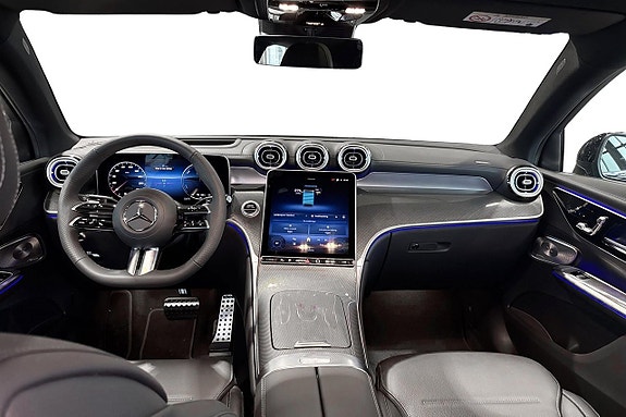 Mercedes-Benz GLC300 de 8 of 18