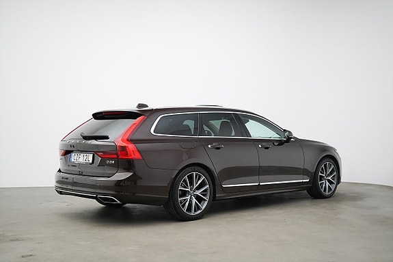 Volvo V90 21 of 24