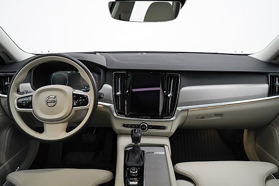 Volvo V90 8 of 24