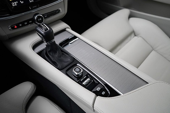 Volvo V90 14 of 24
