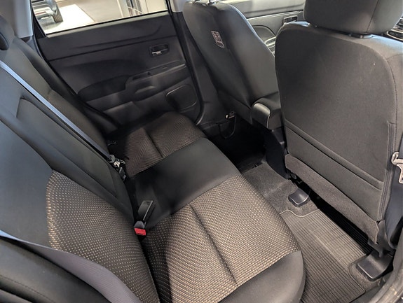 Mitsubishi ASX 12 of 12