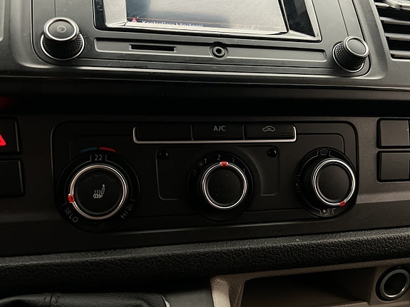 Volkswagen Transporter 23 of 29