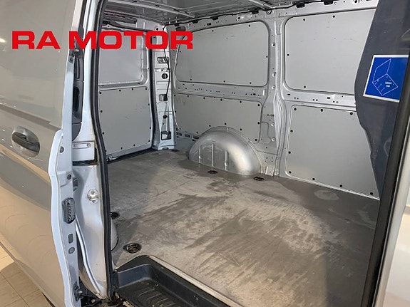 Mercedes-Benz Vito 110 16 of 18