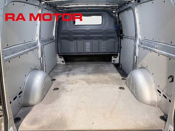 Mercedes-Benz Vito 110 15 of 18