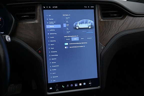 Tesla Model X 10 of 27