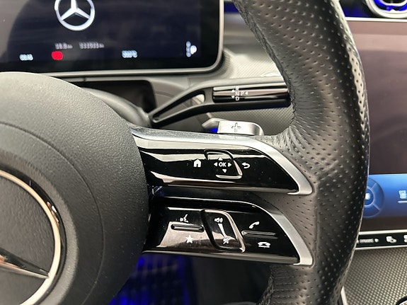 Mercedes-Benz C300 e 24 of 30