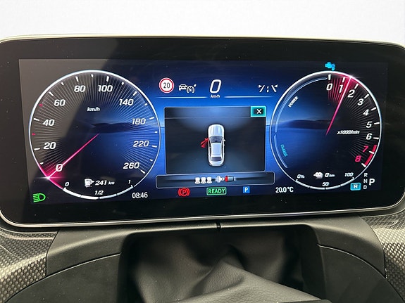 Mercedes-Benz C300 e 27 of 30