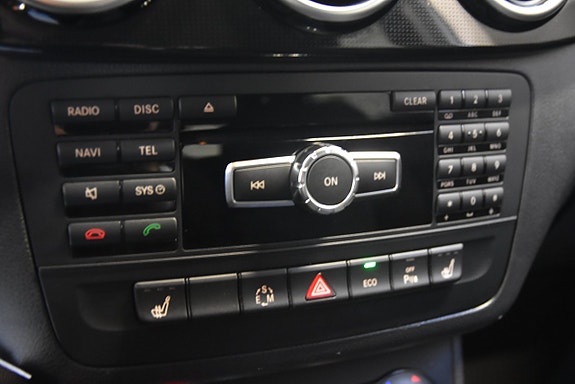 Mercedes-Benz B200 11 of 14