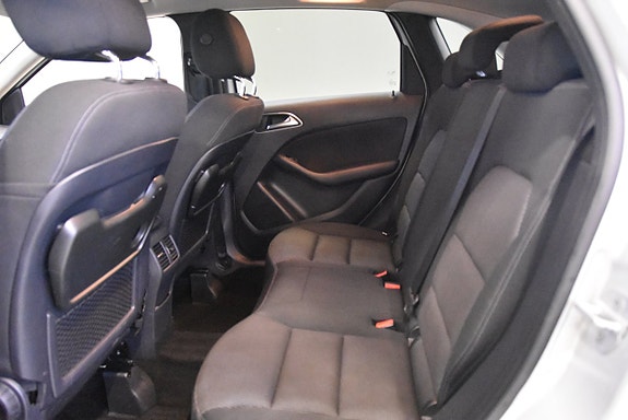 Mercedes-Benz B200 13 of 14