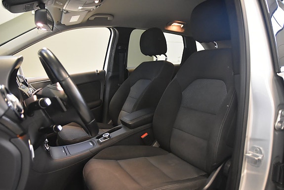 Mercedes-Benz B200 7 of 14