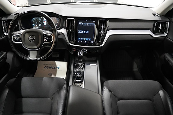 Volvo V60 11 of 22