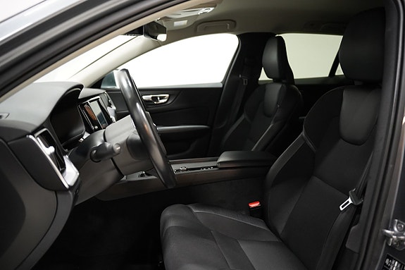 Volvo V60 9 of 22
