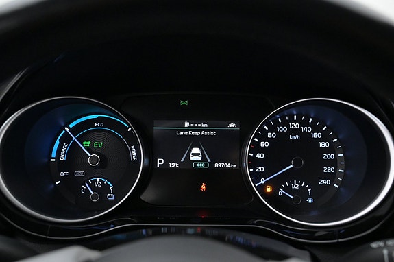 Kia Ceed 8 of 27