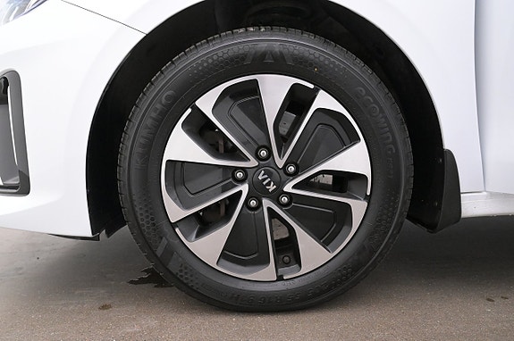 Kia Ceed 27 of 27