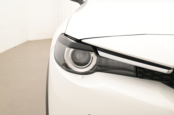 Mazda MX-30 25 of 27