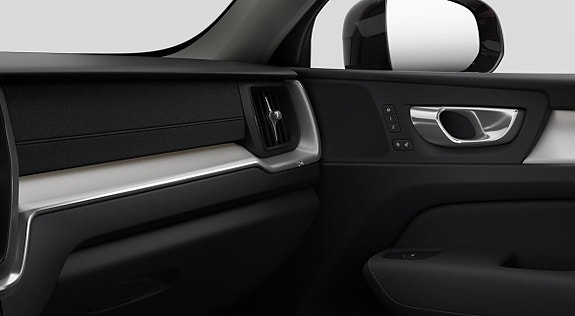 Volvo XC60 14 of 18