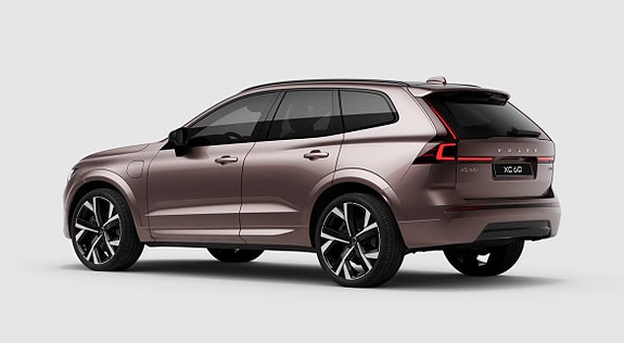 Volvo XC60 3 of 18