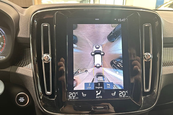 Volvo XC40 23 of 29