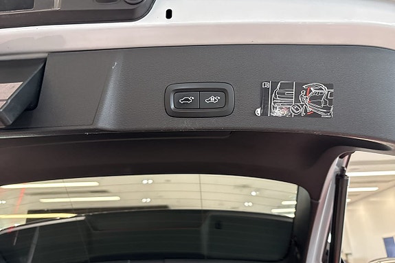Volvo XC40 15 of 29