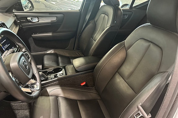 Volvo XC40 20 of 29