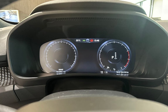Volvo XC40 28 of 29