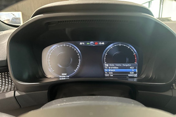 Volvo XC40 29 of 29