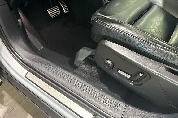 Volvo XC40 18 of 29