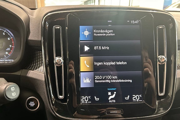 Volvo XC40 24 of 29