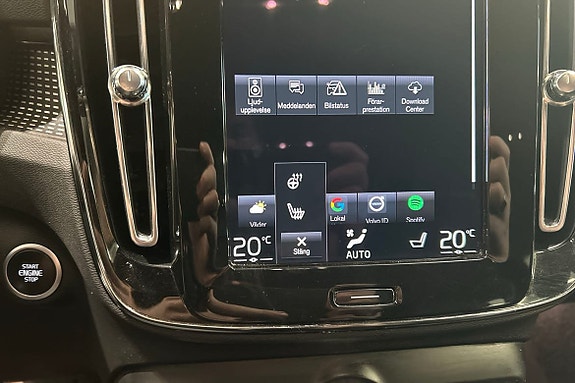Volvo XC40 27 of 29