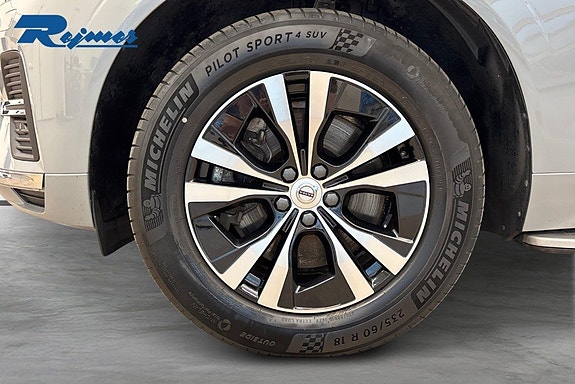 Volvo XC60 27 of 28
