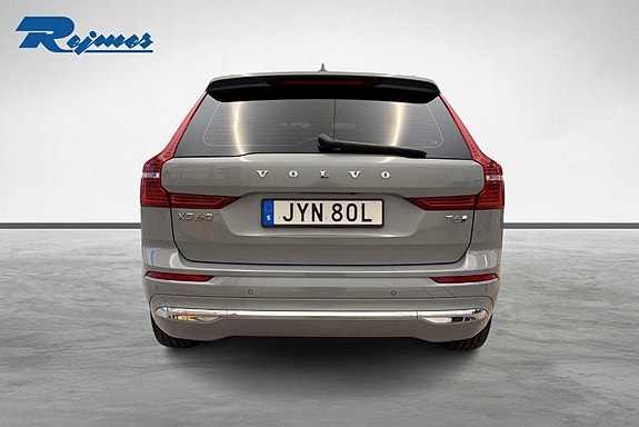 Volvo XC60 26 of 28