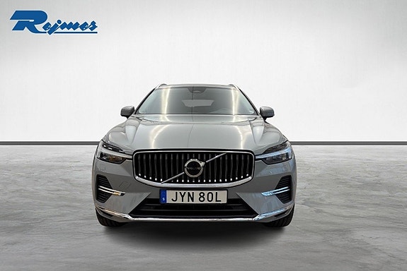 Volvo XC60 25 of 28