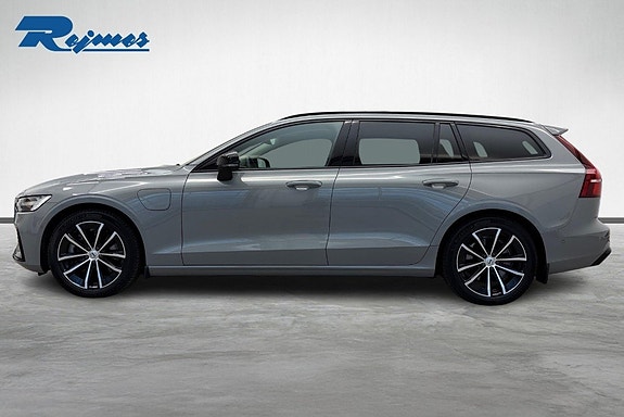 Volvo V60 4 of 26