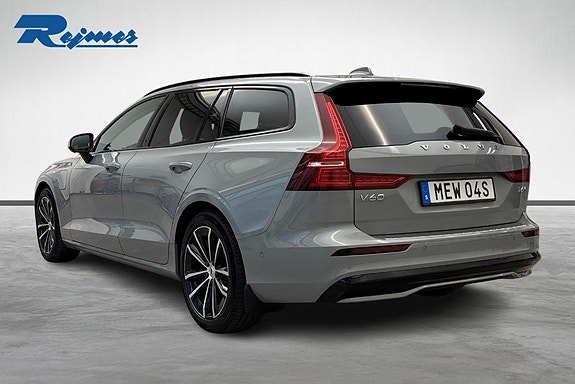 Volvo V60 3 of 26