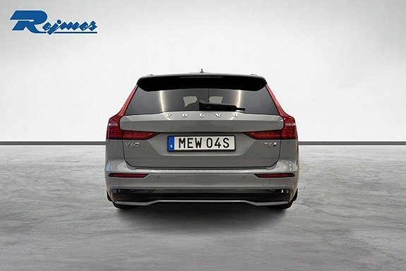 Volvo V60 25 of 26