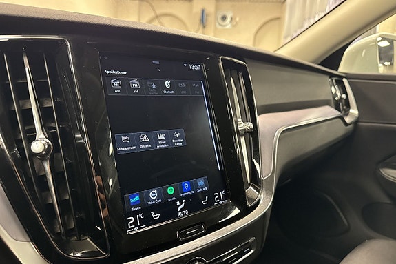 Volvo V60 15 of 19