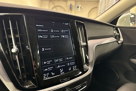 Volvo V60 13 of 19
